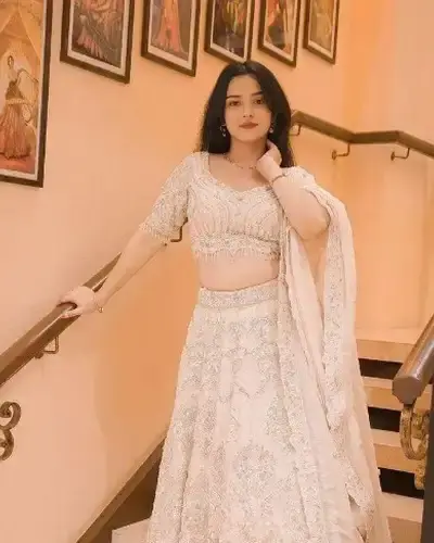 Escort Bakhtiarpur